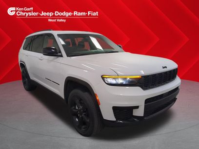 Used 2023 Jeep Grand Cherokee L Laredo