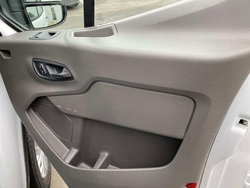 Used 2024 Ford Transit 250 Low Roof w/ Exterior Upgrade Package RWD image 25