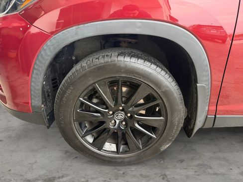 Used 2019 Toyota Highlander SE AWD/4WD image 43
