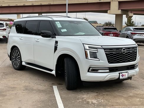 New 2026 Nissan Armada Platinum Reserve image 4