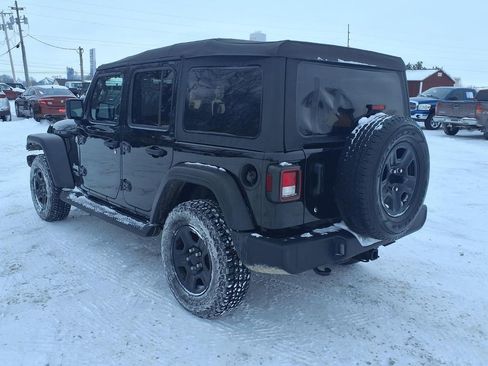 Used 2021 Jeep Wrangler Unlimited Sport image 29