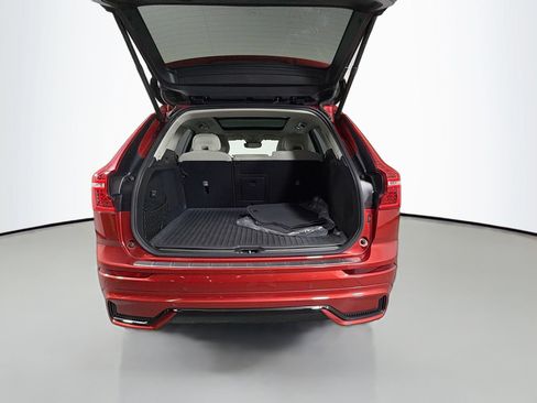 Certified 2024 Volvo XC60 B5 Ultimate AWD/4WD image 26