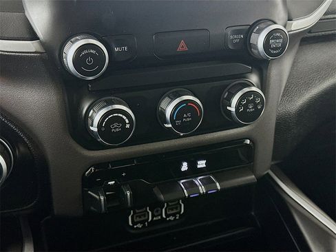 Used 2021 RAM 1500 Big Horn image 18