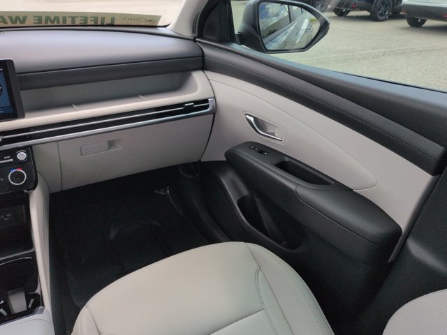 Used 2025 Hyundai Tucson SEL FWD image 18