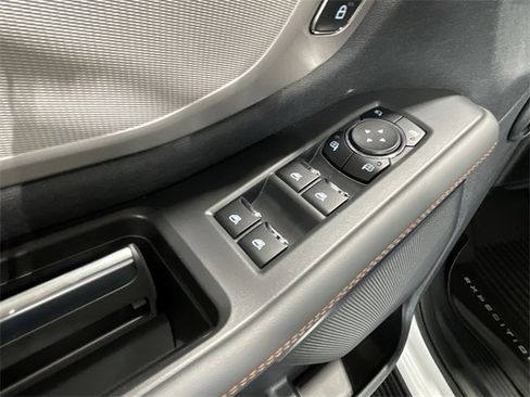 New 2025 Ford Expedition Active image 19