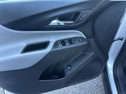 Certified 2022 Chevrolet Equinox LT image 12