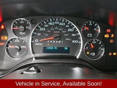 Used 2024 Chevrolet Express 3500 LS RWD image 21
