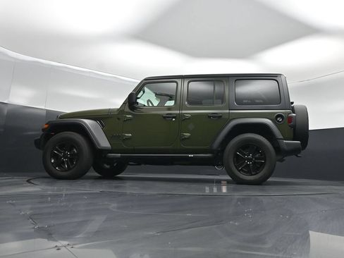 Used 2021 Jeep Wrangler Unlimited Sport AWD/4WD image 8