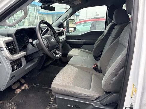 Used 2025 Ford F250 XLT AWD/4WD image 10