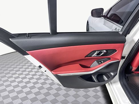 Used 2024 BMW 330i Sedan w/ Convenience Package image 26