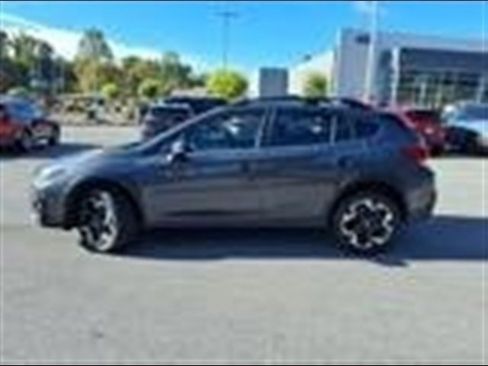 Used 2023 Subaru Crosstrek 2.5i Limited w/ Moonroof Package image 3