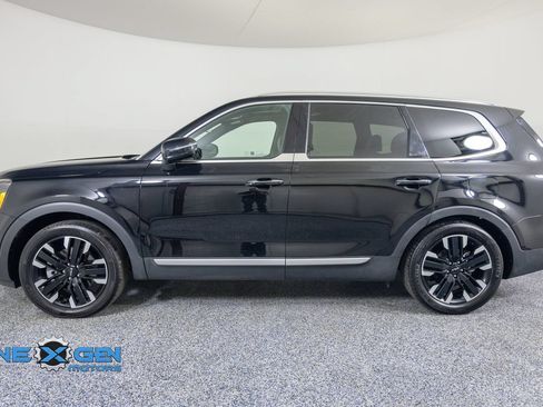 Used 2024 Kia Telluride SX Prestige w/ Towing Package AWD/4WD image 4