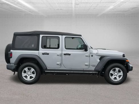 Used 2021 Jeep Wrangler Unlimited Sport AWD/4WD image 10