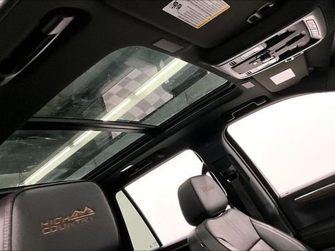 Used 2025 Chevrolet Tahoe High Country w/ Sun And Tow Package image 20