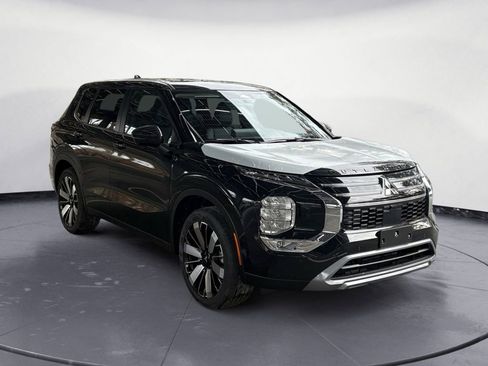 New 2026 Mitsubishi Outlander SE image 7