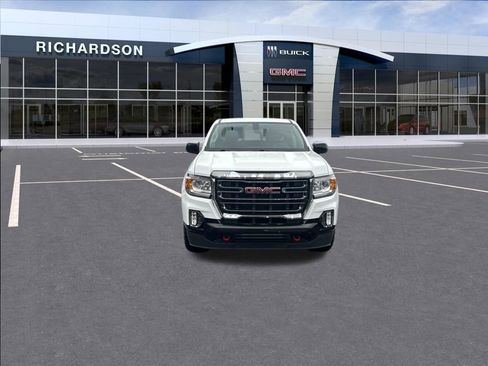 Used 2022 GMC Canyon AT4 w/ Trailering Package image 9