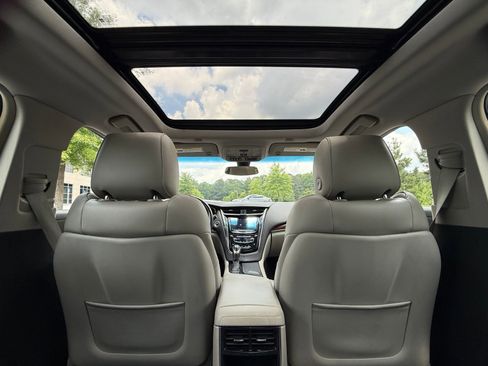 Used 2019 Cadillac CTS Sedan RWD image 33