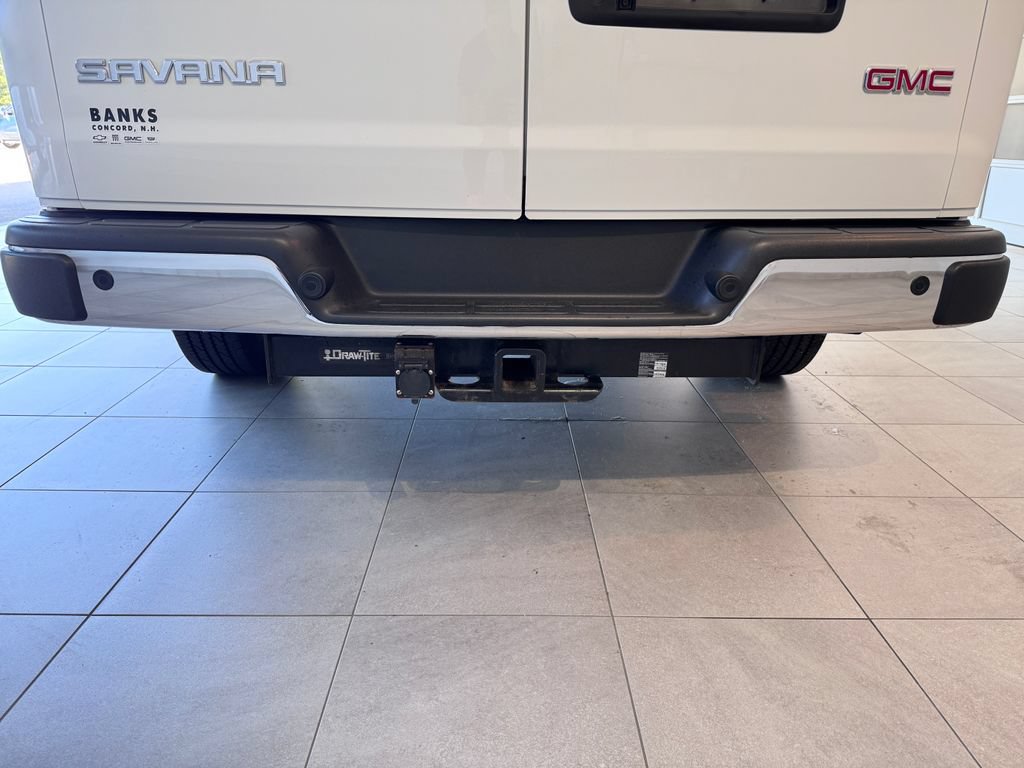 Used 2023 GMC Savana 3500 w/ Driver Convenience Package RWD image 6