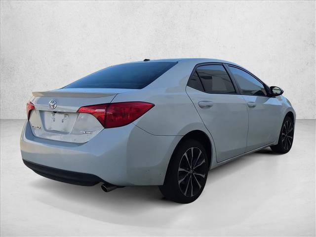Used 2018 Toyota Corolla XSE FWD image 5