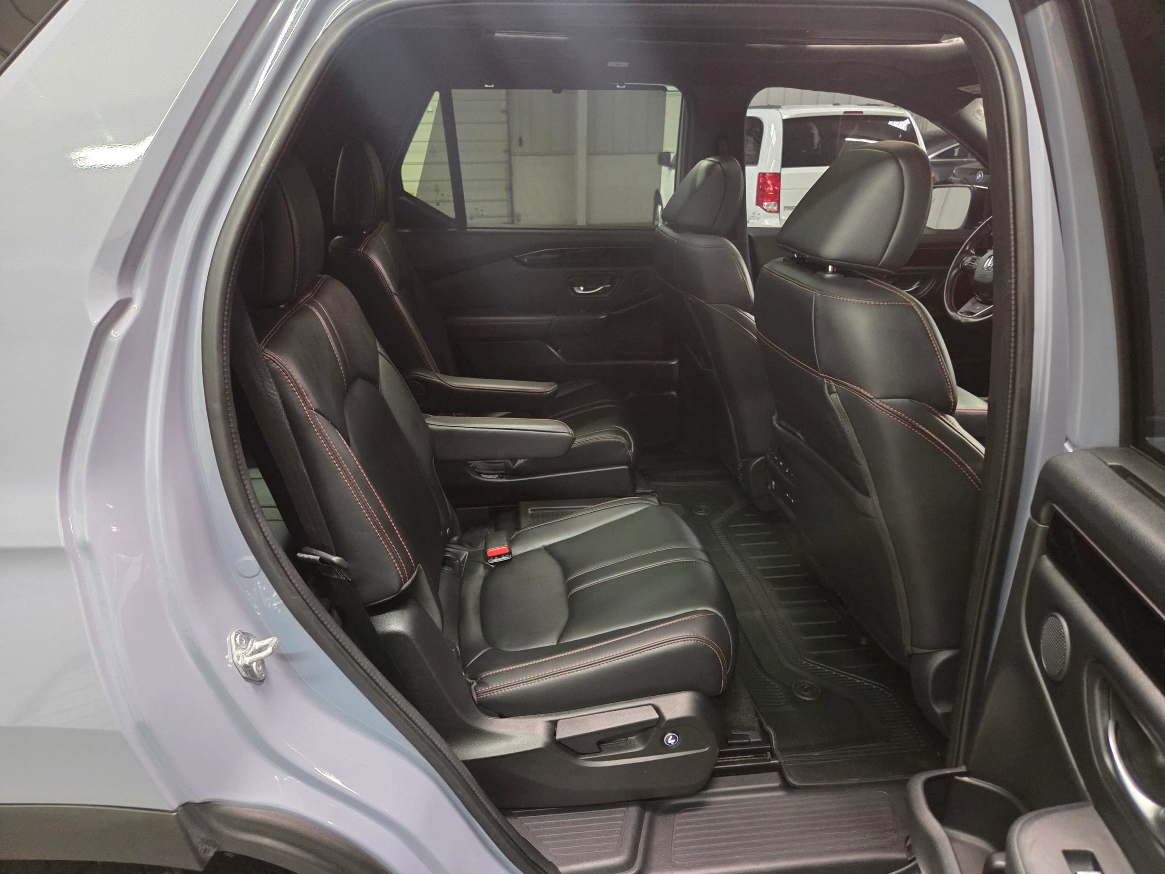Used 2024 Honda Pilot TrailSport image 34