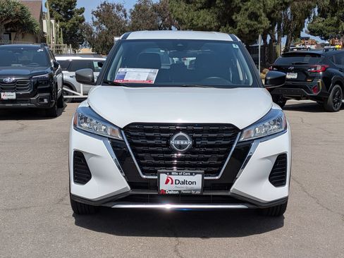 Used 2024 Nissan Kicks S FWD image 2