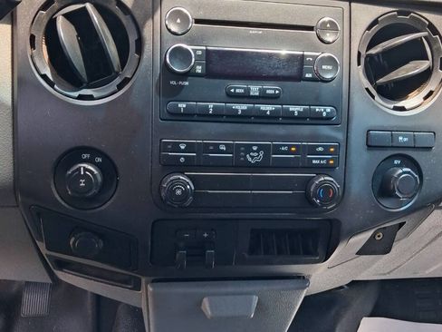 Used 2012 Ford F250 XL w/ PWR Equipment Group RWD image 14