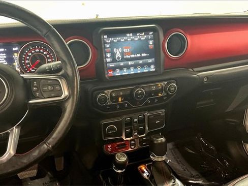 Used 2020 Jeep Gladiator Rubicon image 10