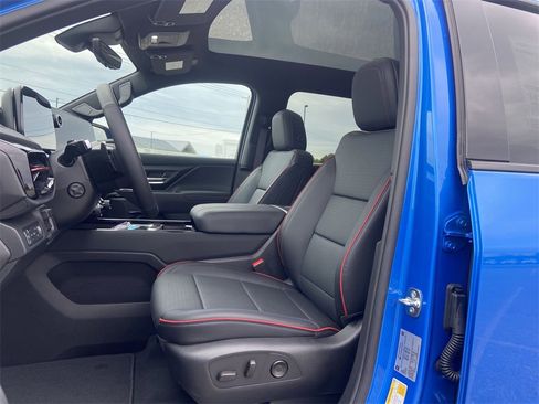 New 2025 Chevrolet Silverado EV RST image 20