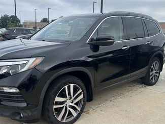 Used 2017 Honda Pilot Elite video 1