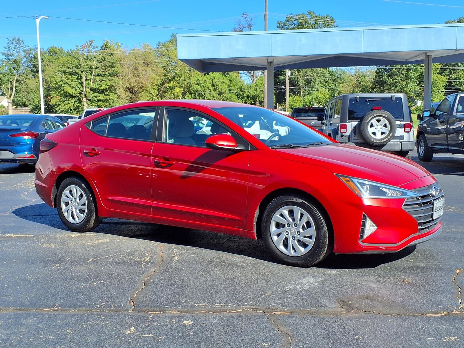 Used 2019 Hyundai Elantra SE FWD image 10