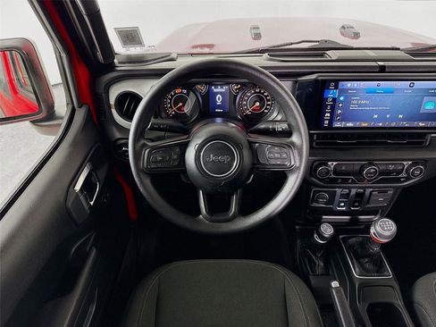 Used 2025 Jeep Wrangler Sport image 20