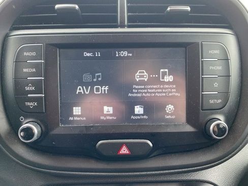 Used 2020 Kia Soul LX image 25