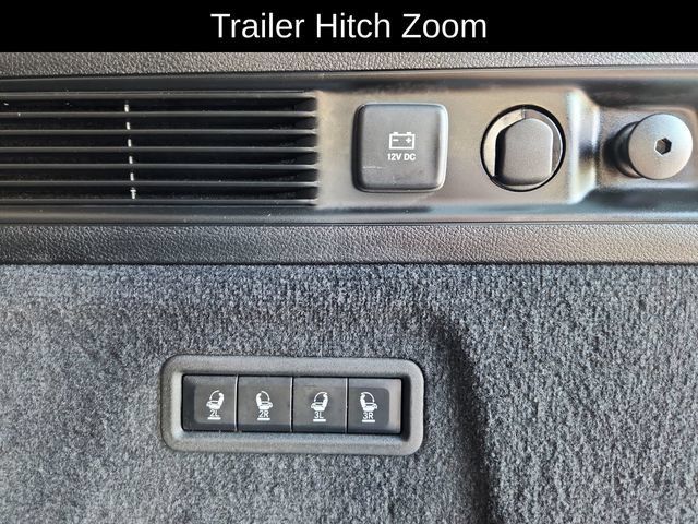 Used 2025 Jeep Grand Wagoneer L Series III w/ Rear Seat Video Group 1 AWD/4WD image 36