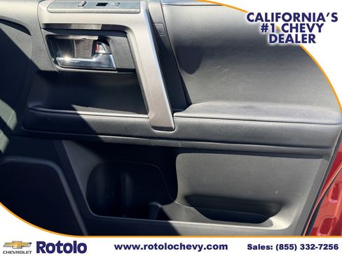 Used 2024 Toyota 4Runner SR5 Premium w/ Moonroof Package AWD/4WD image 9