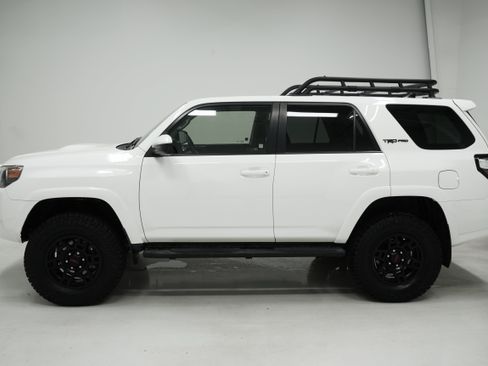 Used 2016 Toyota 4Runner TRD Pro AWD/4WD image 7