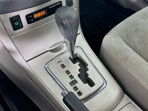 Used 2011 Toyota Corolla LE image 22