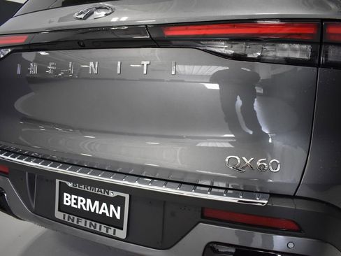 Used 2023 INFINITI QX60 Luxe w/ Cargo Package AWD/4WD image 12