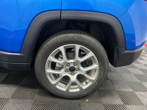 Used 2025 Jeep Compass Limited AWD/4WD image 28