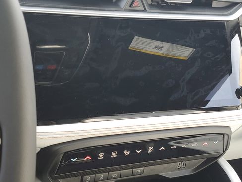 New 2026 Jeep Cherokee Limited image 17