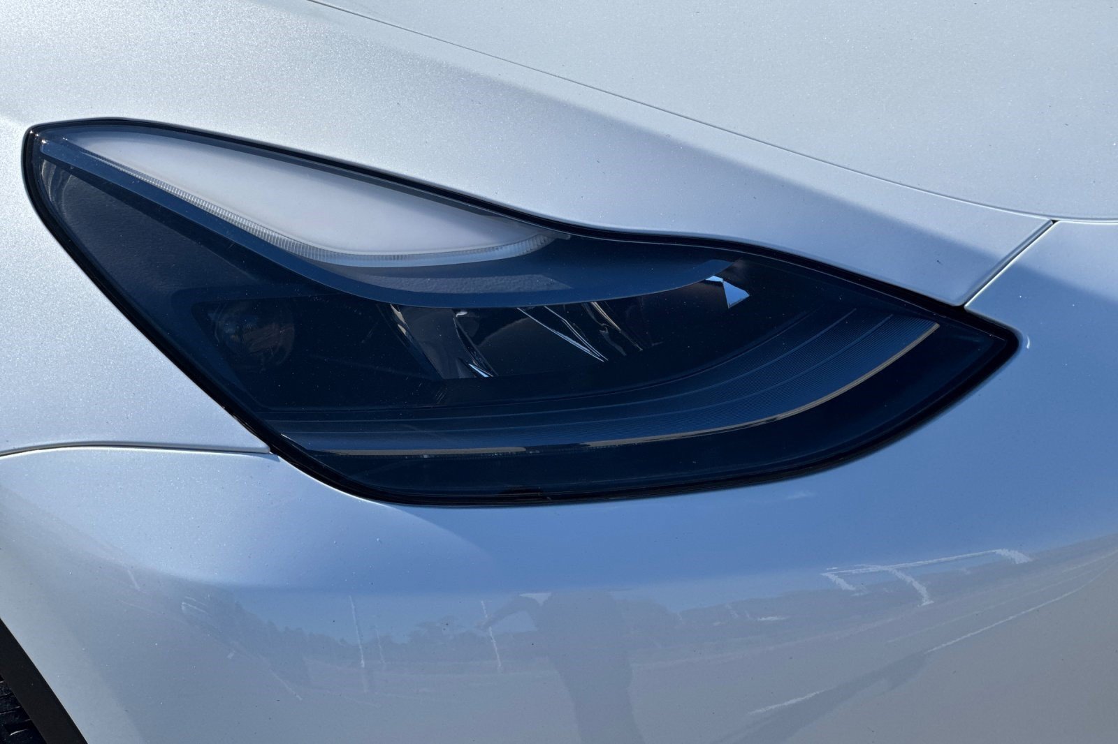 Used 2025 Tesla Model Y Long Range AWD/4WD image 11