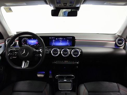Certified 2024 Mercedes-Benz CLA 250 4MATIC image 2