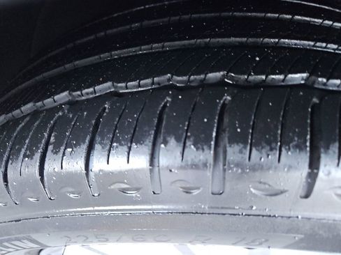 Used 2023 GMC Terrain SLT w/ Infotainment Package II image 37