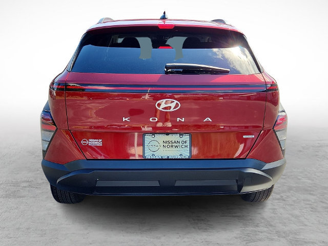 Used 2025 Hyundai Kona SEL AWD/4WD image 5