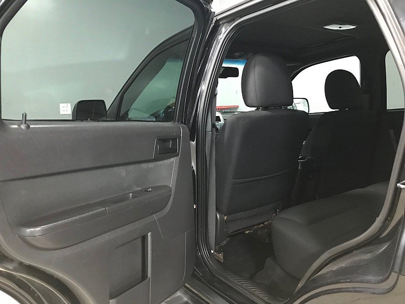 Used 2009 Ford Escape XLT FWD image 15