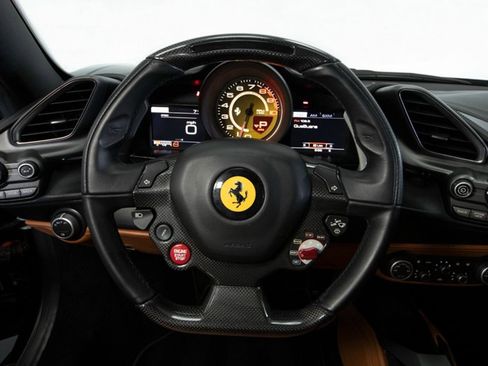 Used 2018 Ferrari 488 GTB image 24