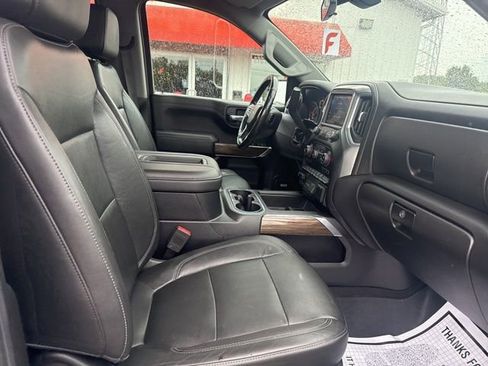 Used 2019 Chevrolet Silverado 1500 RST AWD/4WD image 11