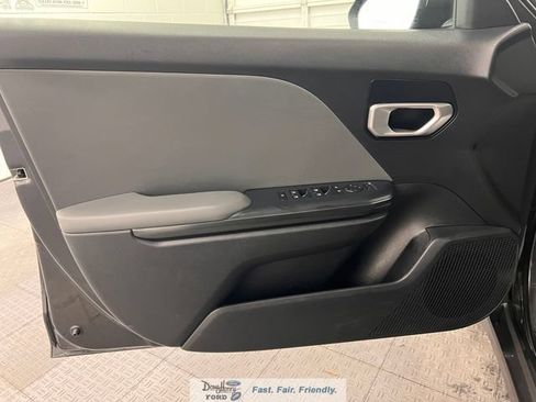 Used 2025 Kia K4 FWD image 24