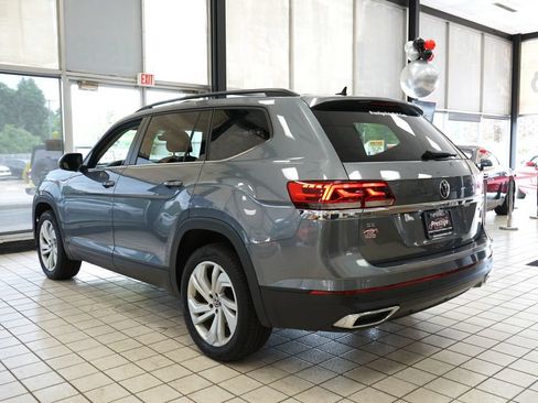 Used 2021 Volkswagen Atlas SE AWD/4WD image 4