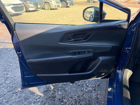 Used 2025 Toyota Prius LE image 20
