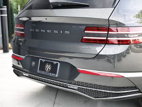 Certified 2025 Genesis GV80 2.5T Standard AWD/4WD image 10